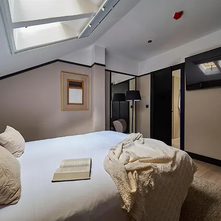 Hotell B48 Opera