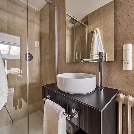 Hotel B48 Opera Oviedo